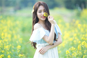 爱上海龙凤419：上海房地产市场趋势与经济关联